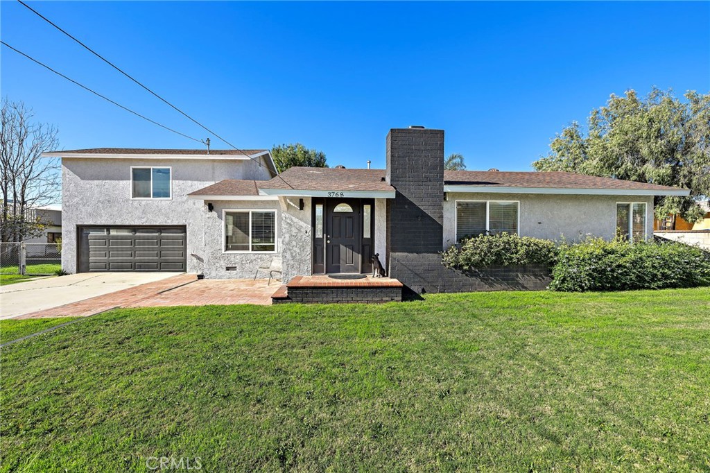 3768 Center