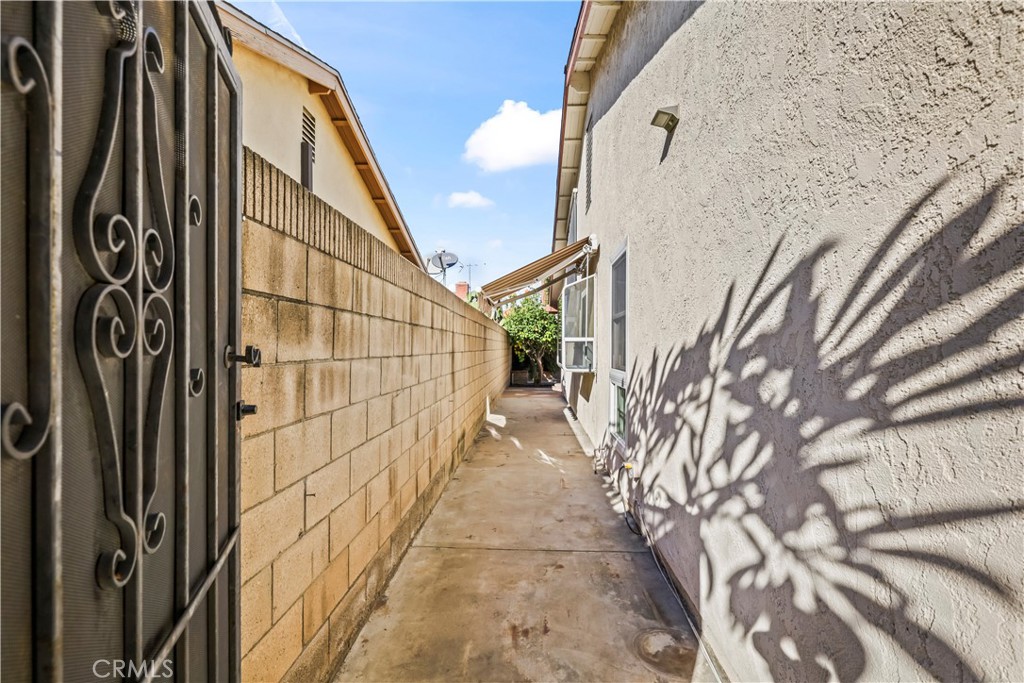 13325 Ashworth Street