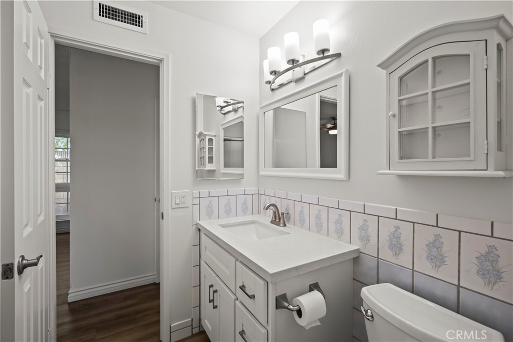 13325 Ashworth Street