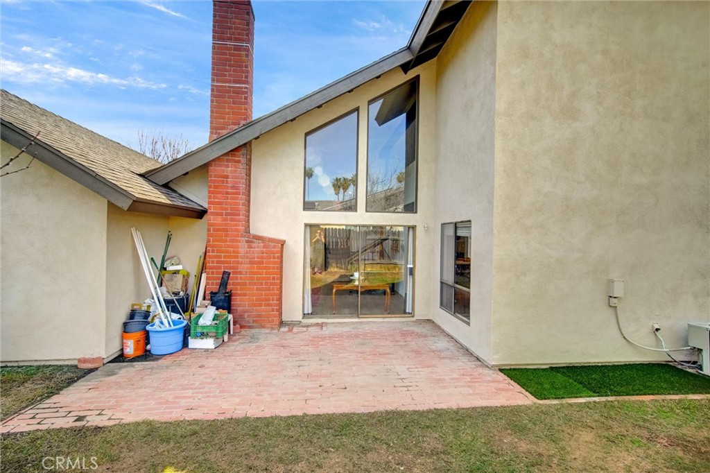 9545 Calle La Cuesta