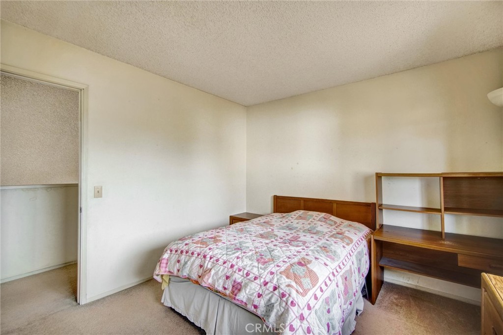 9545 Calle La Cuesta