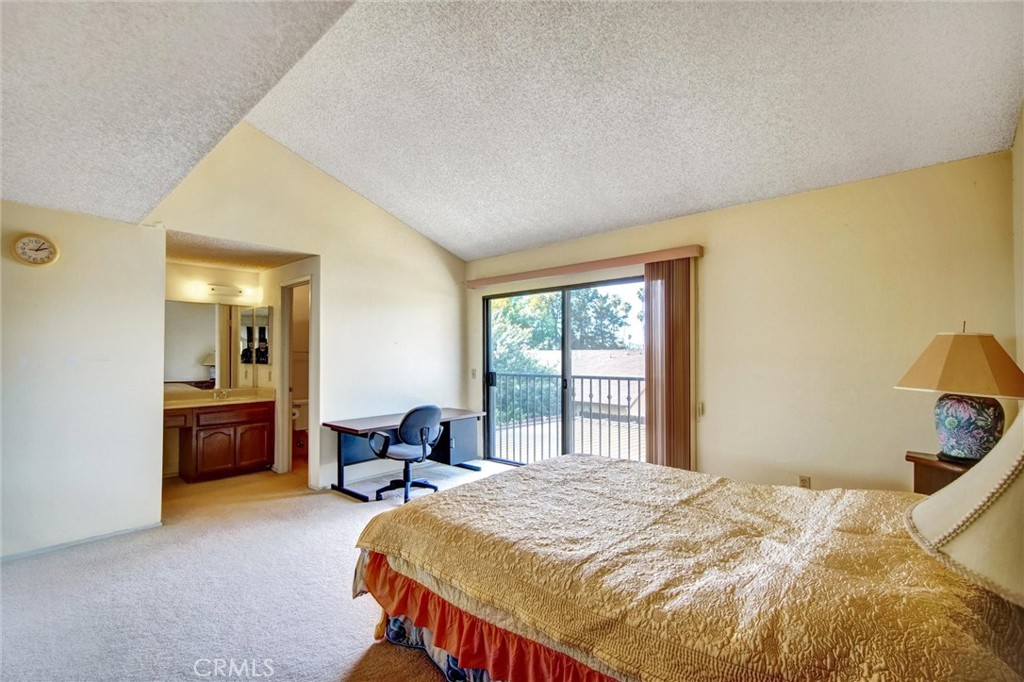 9545 Calle La Cuesta