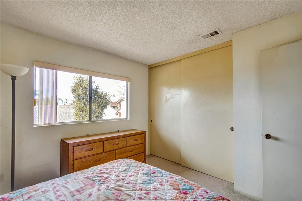 9545 Calle La Cuesta