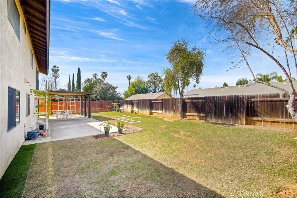 9545 Calle La Cuesta