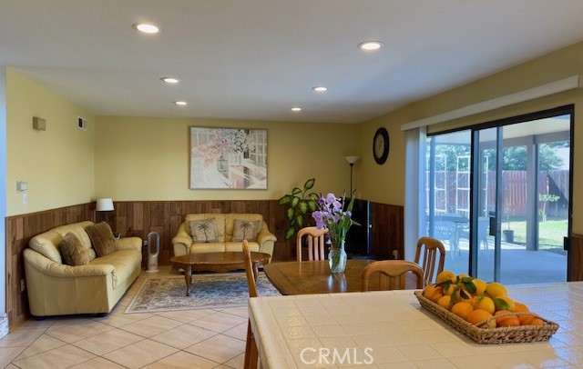 9545 Calle La Cuesta