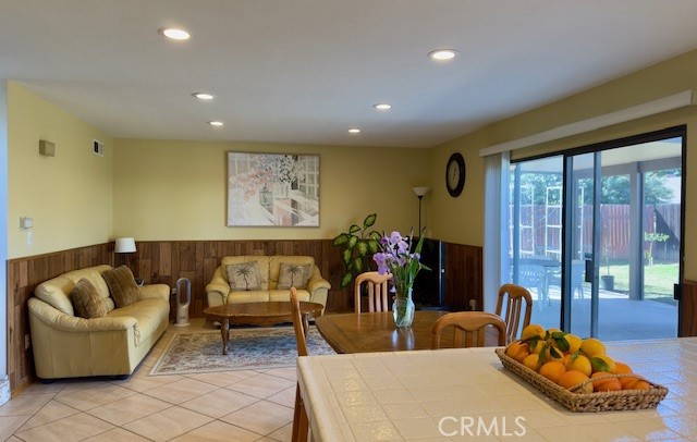 9545 Calle La Cuesta