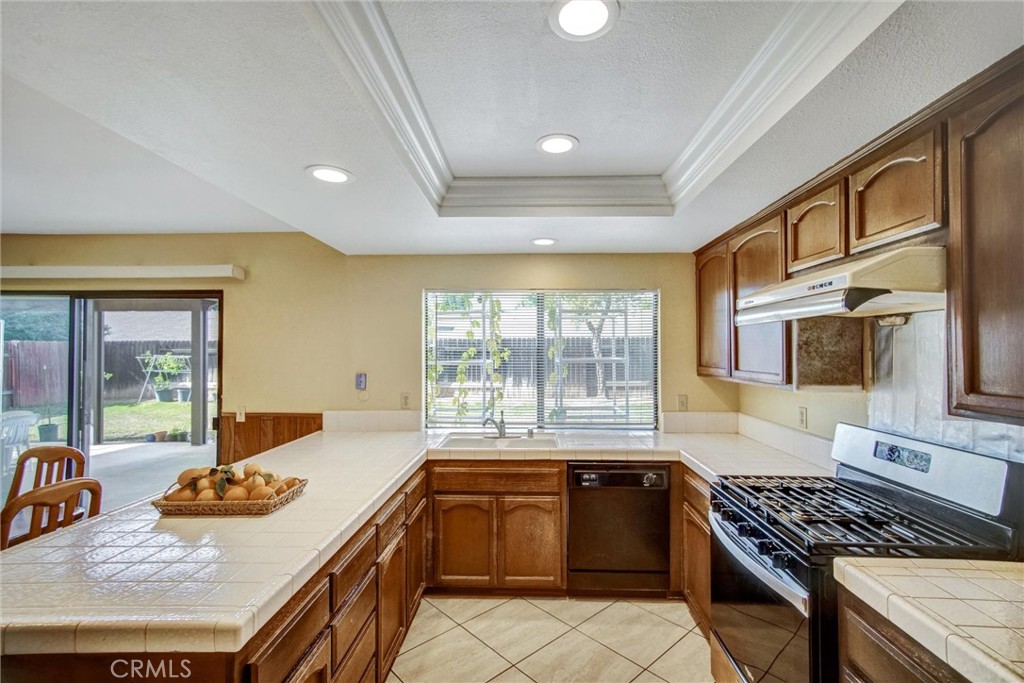 9545 Calle La Cuesta