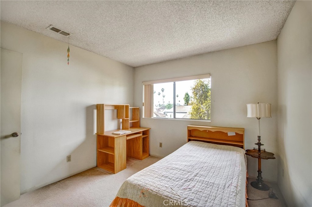 9545 Calle La Cuesta