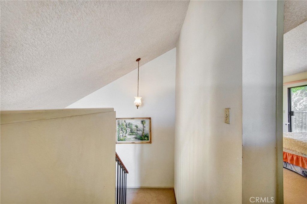 9545 Calle La Cuesta