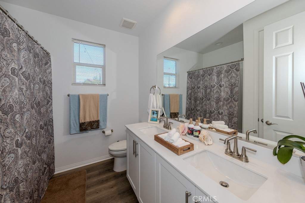 24123 E Beacon Court