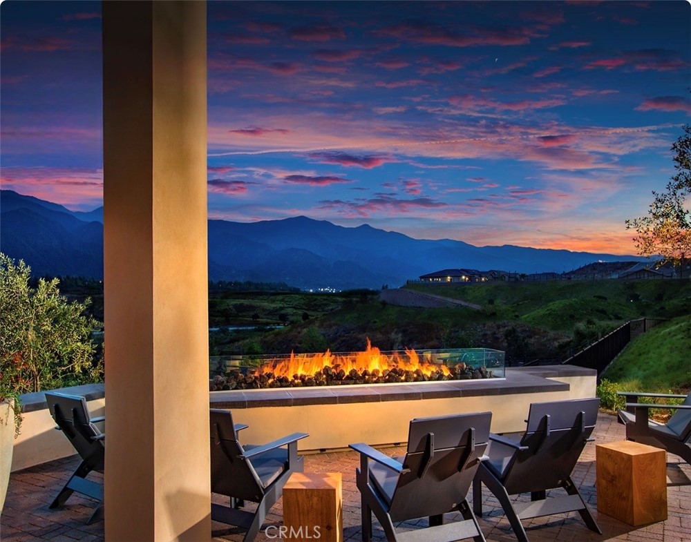 24123 E Beacon Court