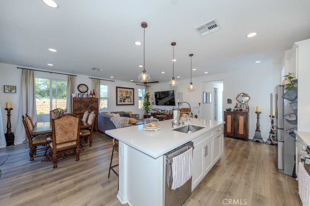 24123 E Beacon Court