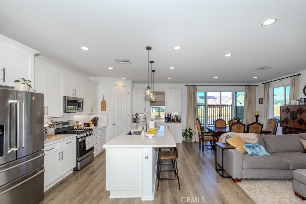 24123 E Beacon Court