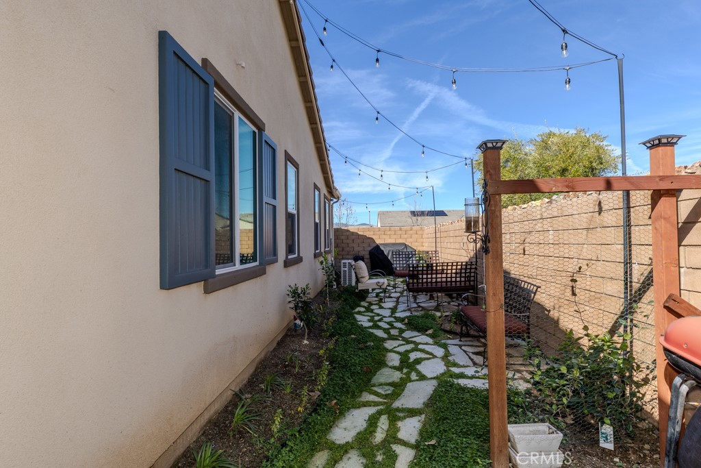 24123 E Beacon Court