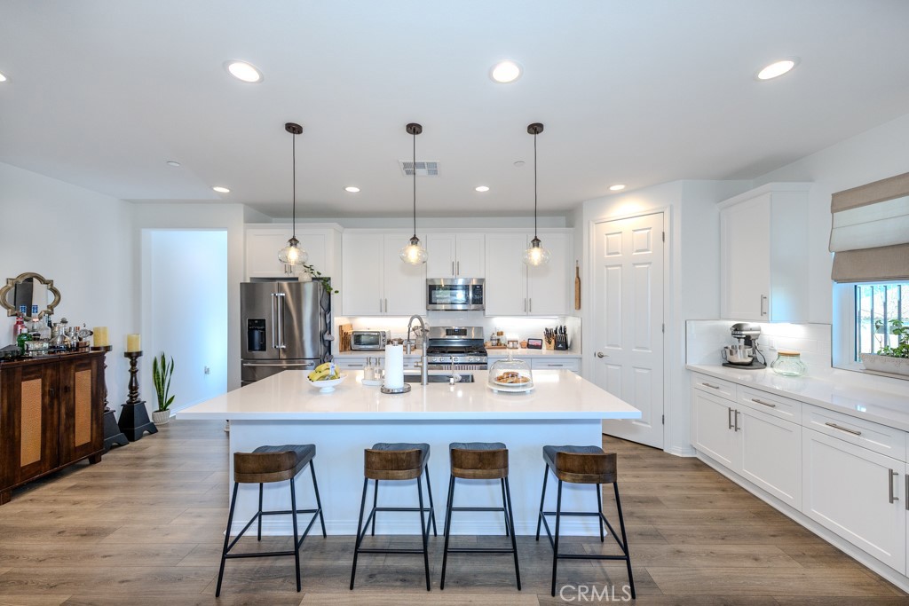 24123 E Beacon Court