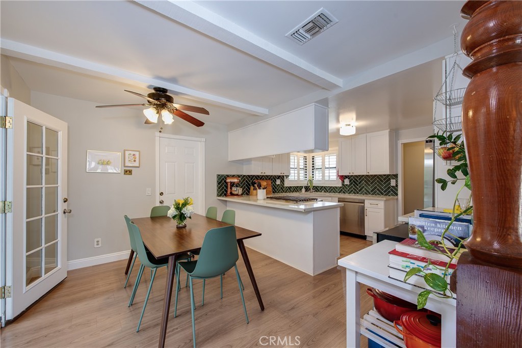 22688 La Paix Street