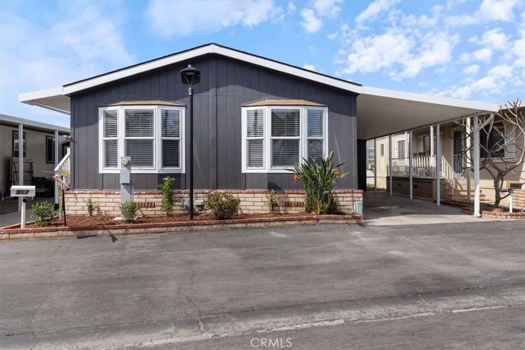 907 Ironwood
