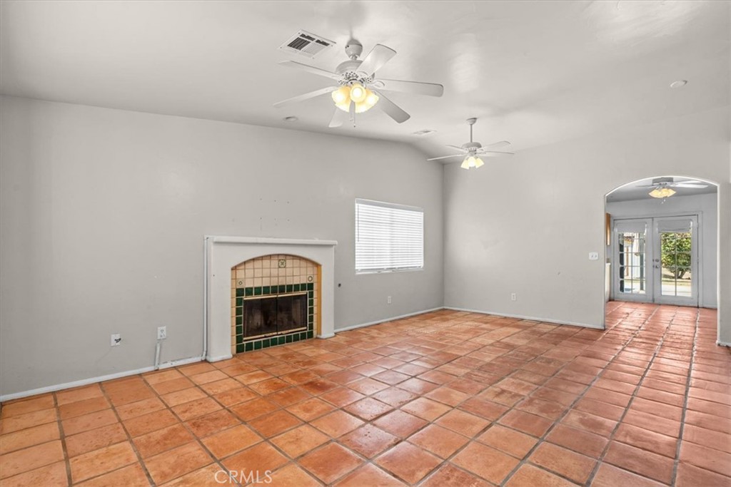 32205 Cathedral Canyon