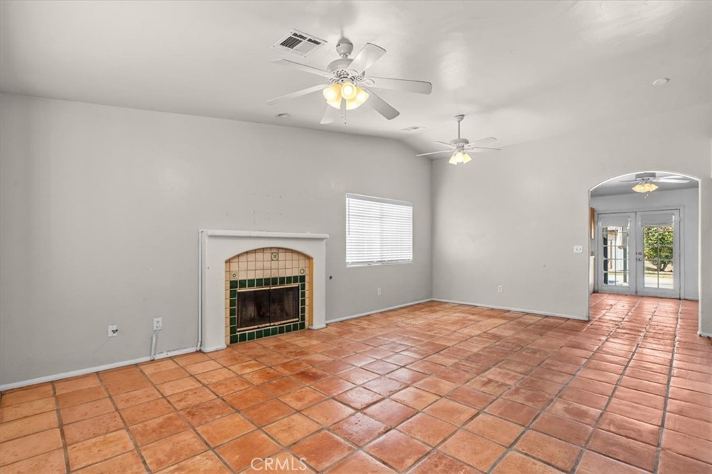 32205 Cathedral Canyon