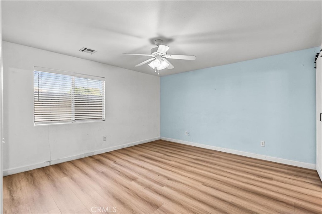 32205 Cathedral Canyon