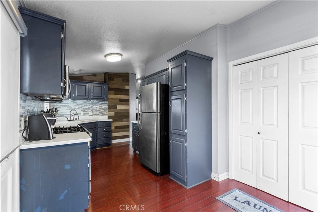 9080 Bloomfield 126