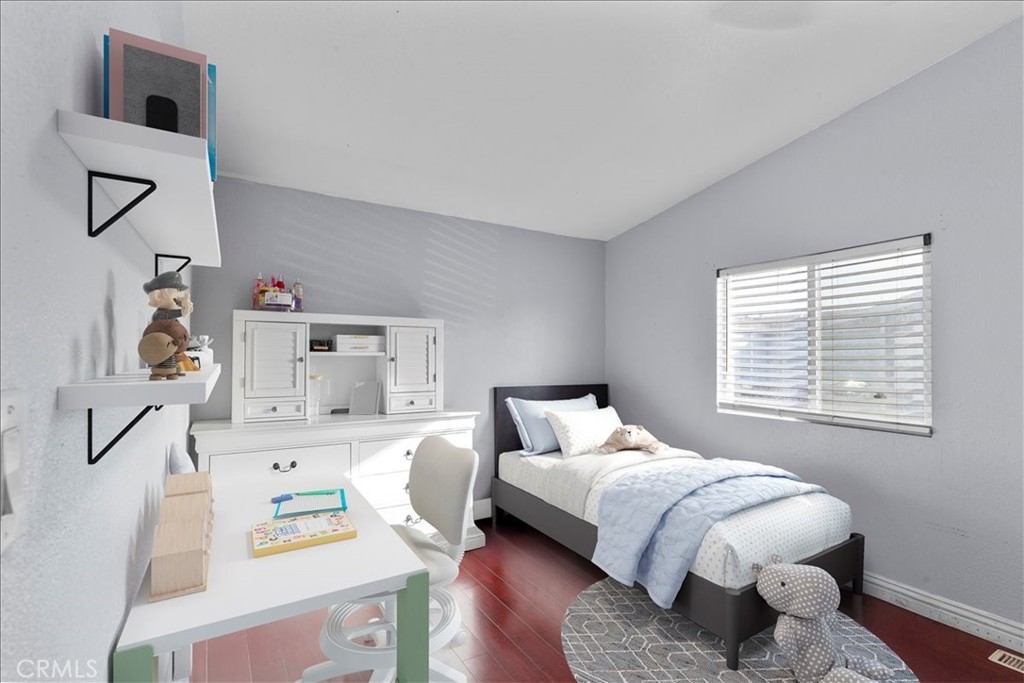 9080 Bloomfield 126