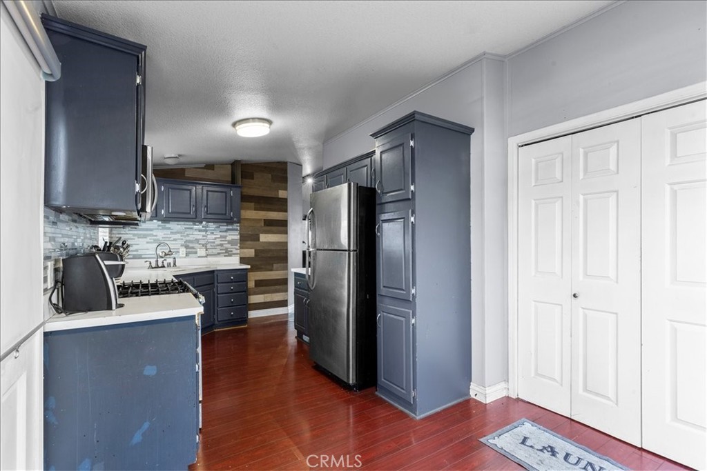 9080 Bloomfield 126