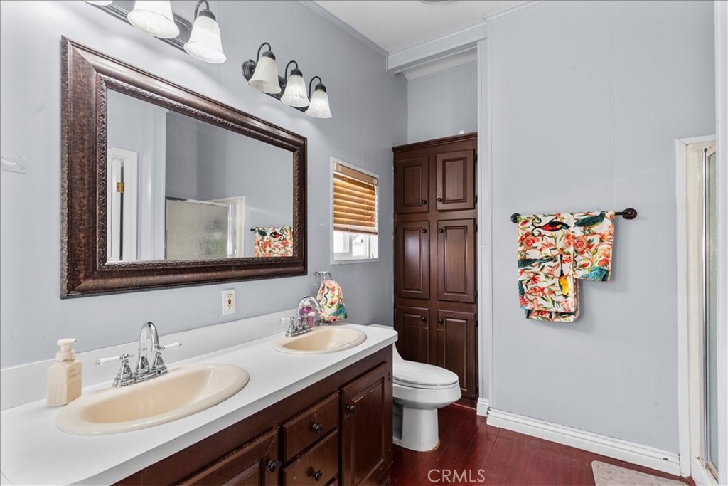 9080 Bloomfield 126