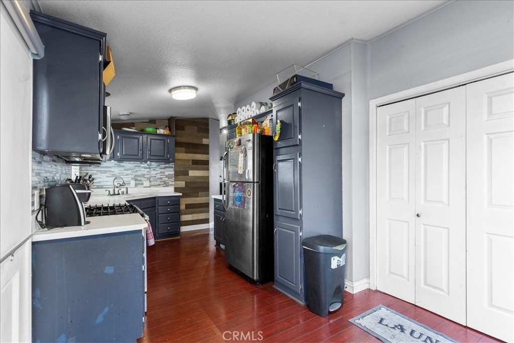 9080 Bloomfield 126