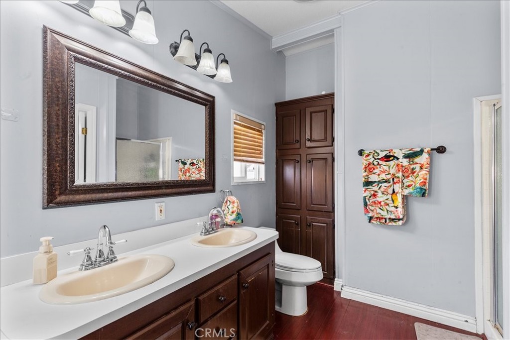 9080 Bloomfield 126
