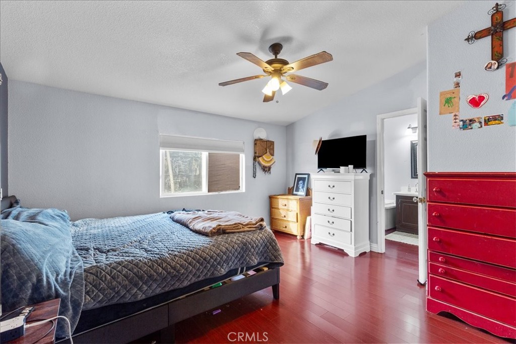 9080 Bloomfield 126