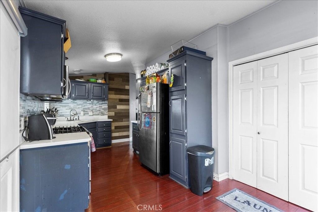 9080 Bloomfield 126