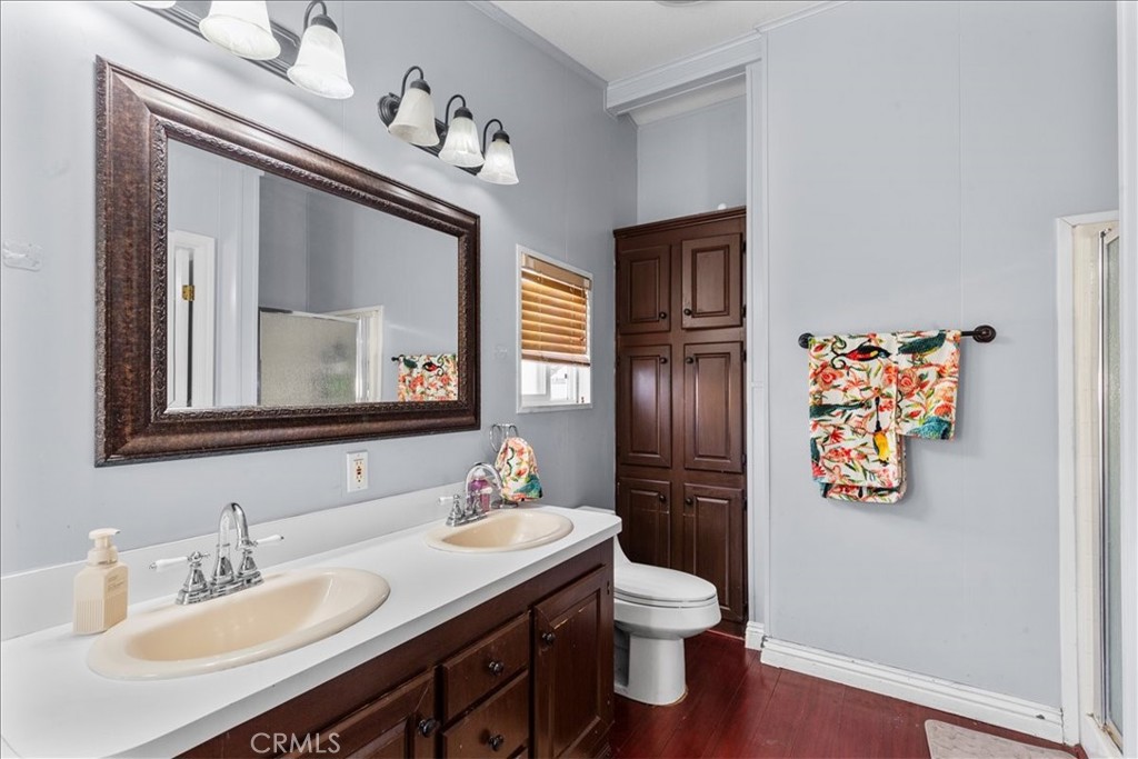 9080 Bloomfield 126