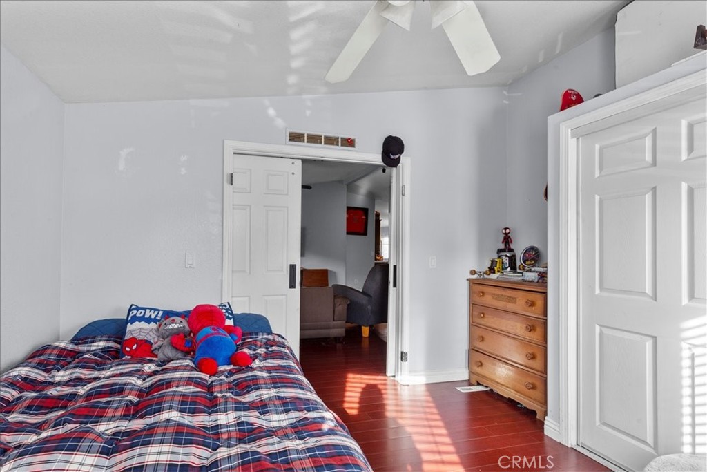 9080 Bloomfield 126