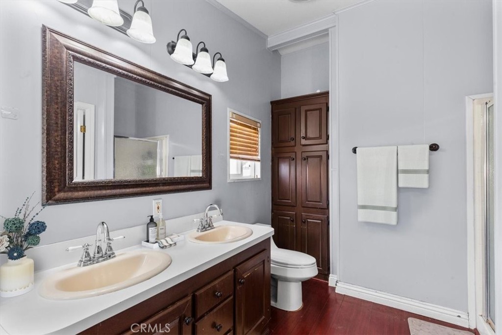 9080 Bloomfield 126