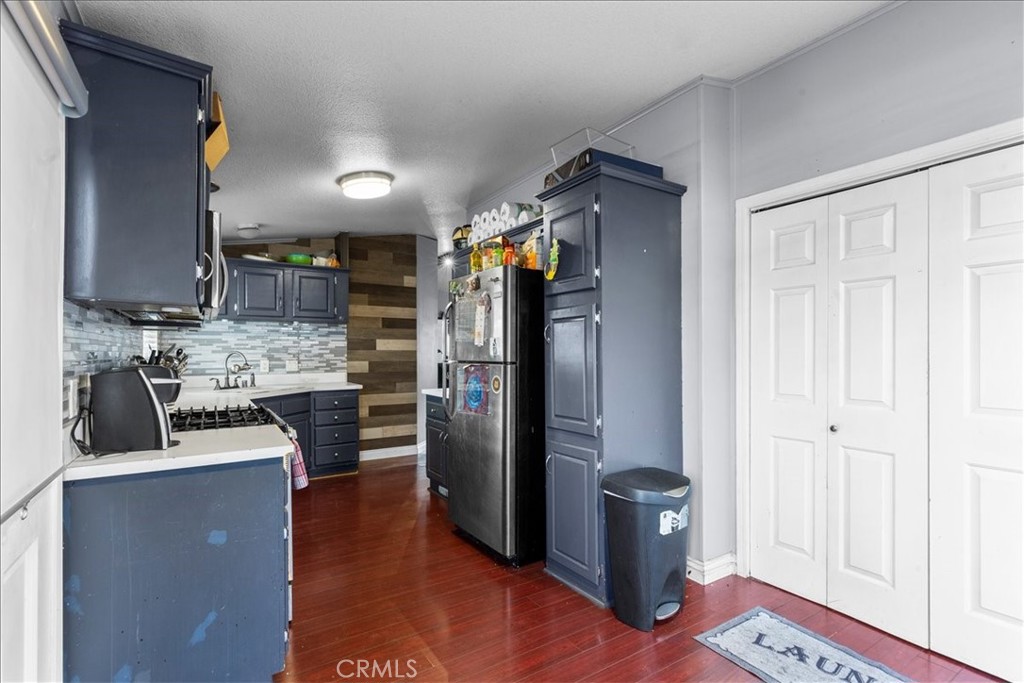 9080 Bloomfield 126