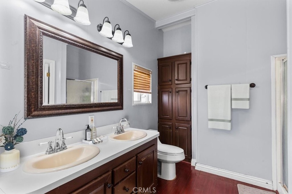 9080 Bloomfield 126