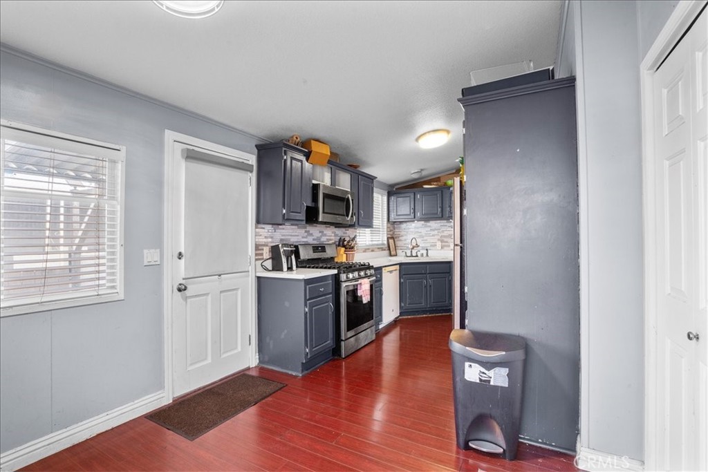 9080 Bloomfield 126