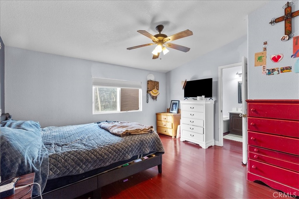 9080 Bloomfield 126
