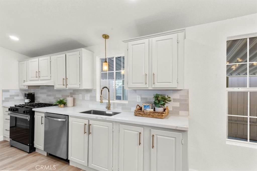 9080 Bloomfield 31