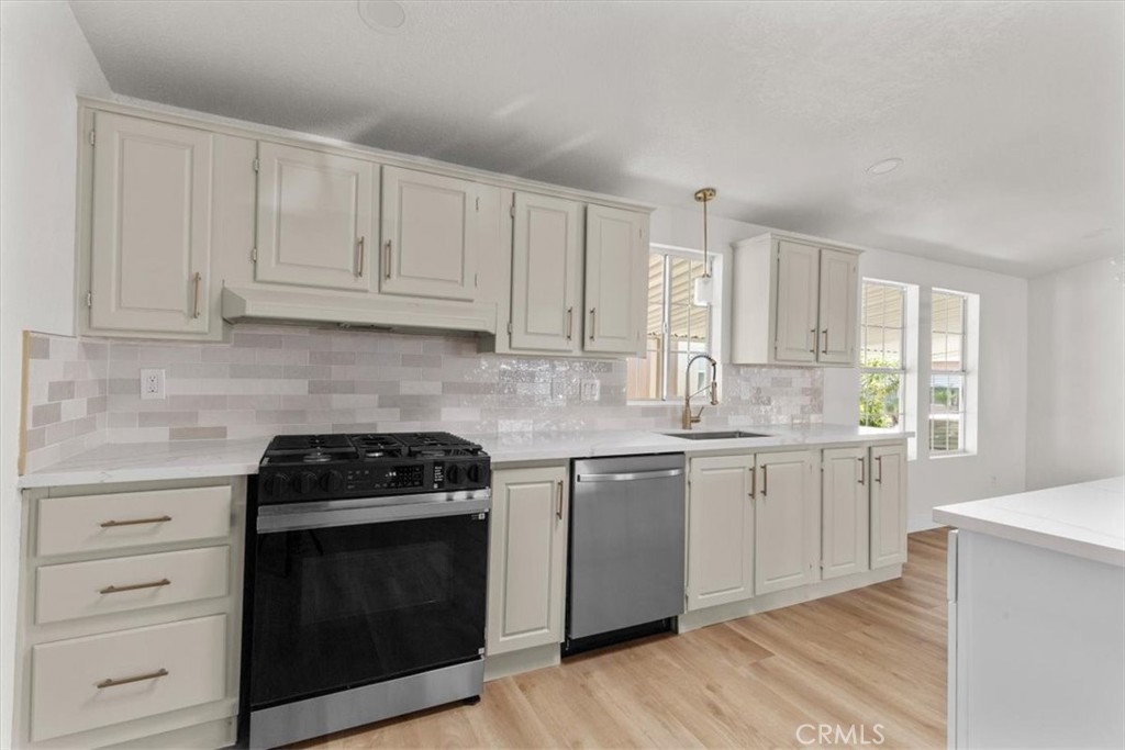 9080 Bloomfield 31