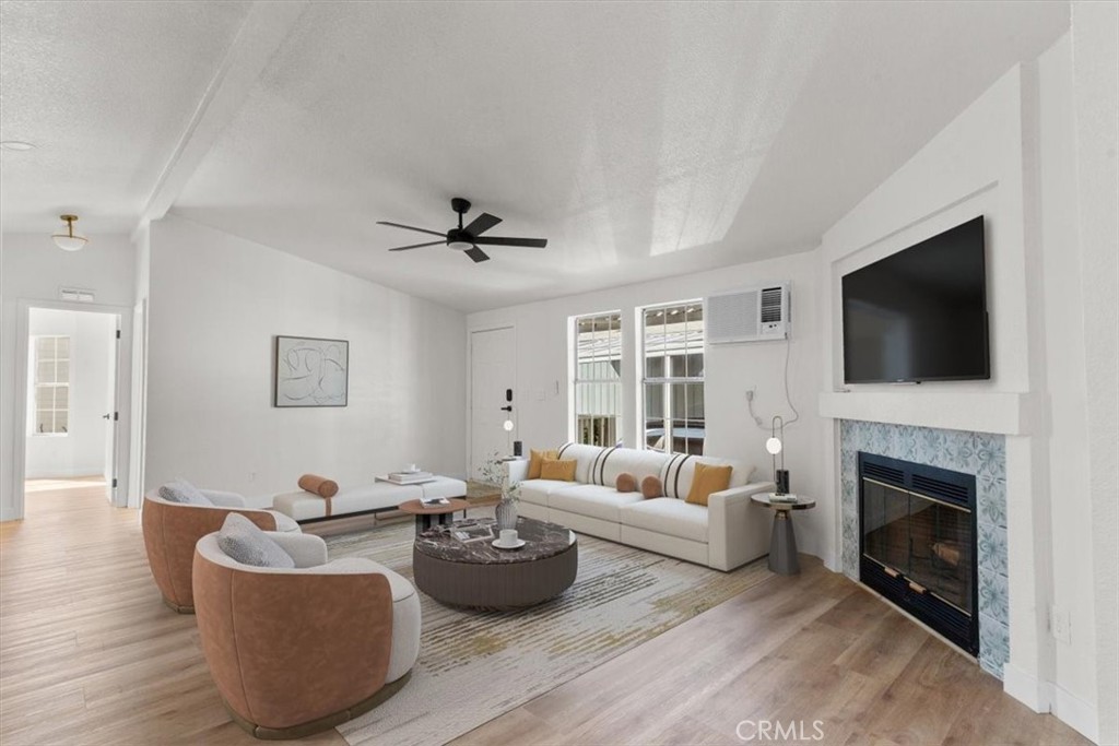 9080 Bloomfield 31