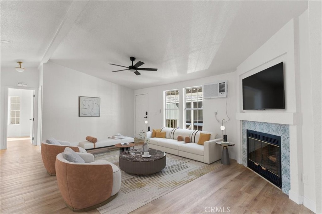 9080 Bloomfield 31