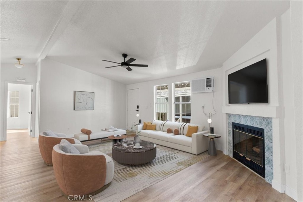 9080 Bloomfield 31
