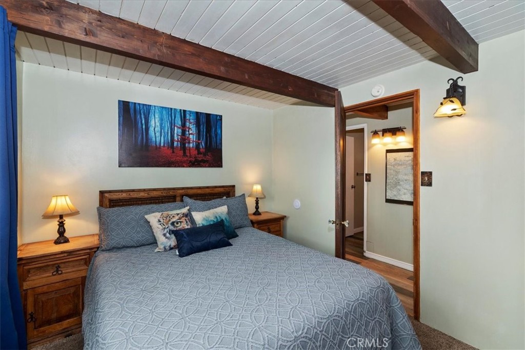 609 Villa Grove