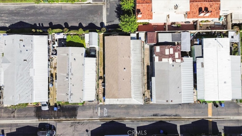 9080 Bloomfield Avenue 293