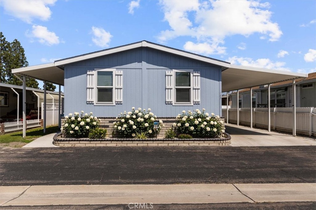 9080 Bloomfield 145