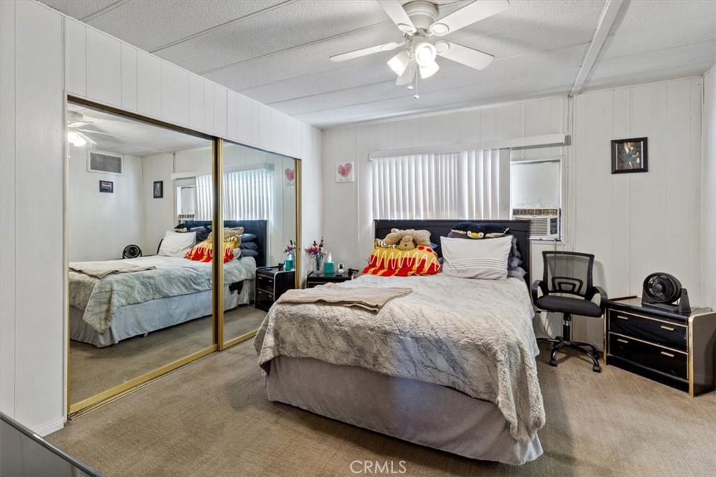 300 N Rampart 195