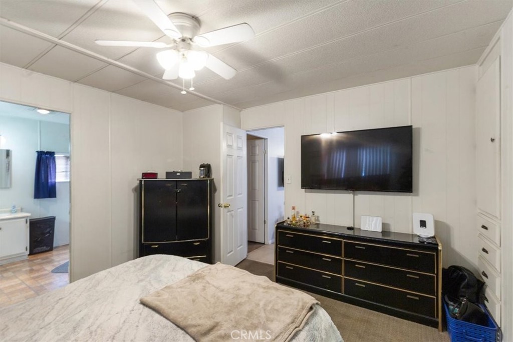 300 N Rampart 195