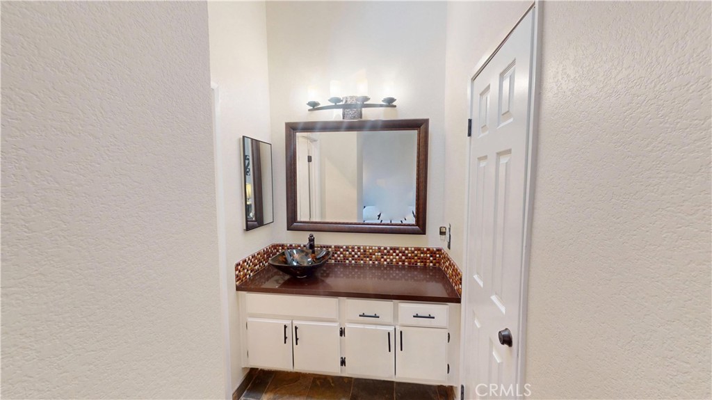 755 Cienega